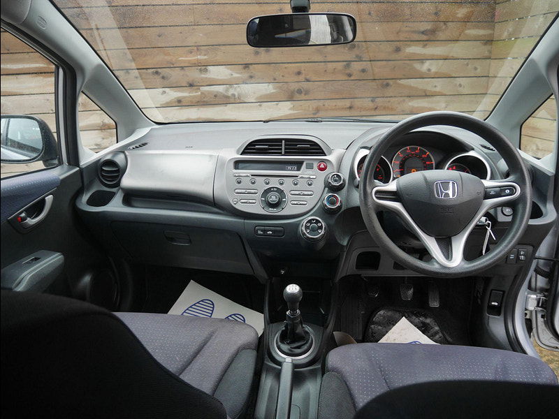 Honda Jazz 1.2 i-VTEC S Hatchback 5dr Petrol Manual Euro 4 (90 ps) 5dr Manual 2026