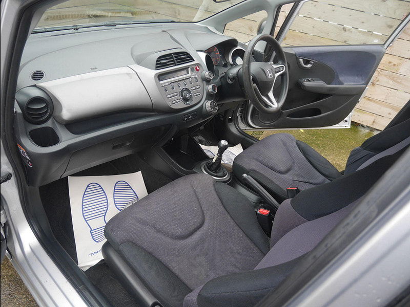 Honda Jazz 1.2 i-VTEC S Hatchback 5dr Petrol Manual Euro 4 (90 ps) 5dr Manual 2026
