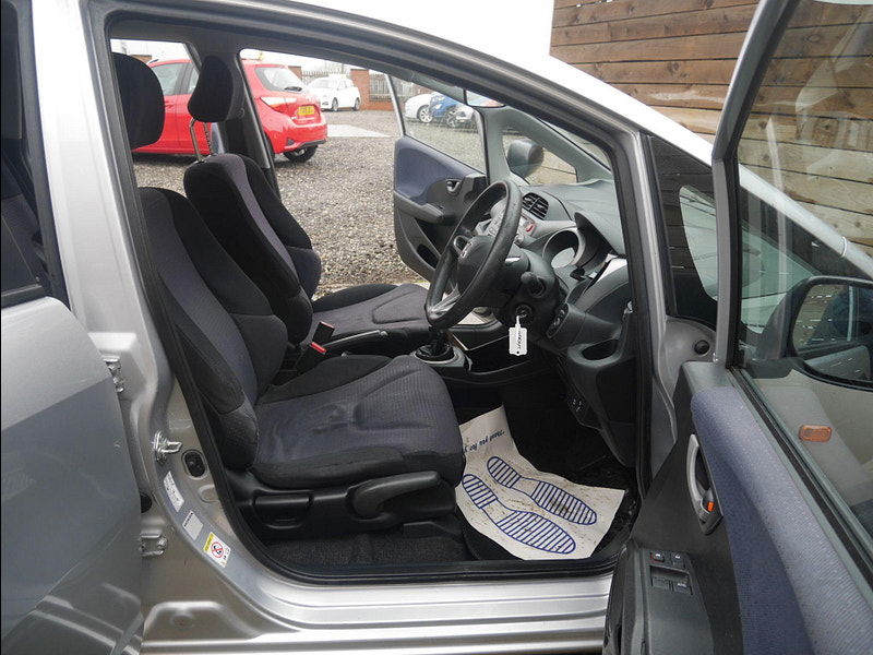 Honda Jazz 1.2 i-VTEC S Hatchback 5dr Petrol Manual Euro 4 (90 ps) 5dr Manual 2026