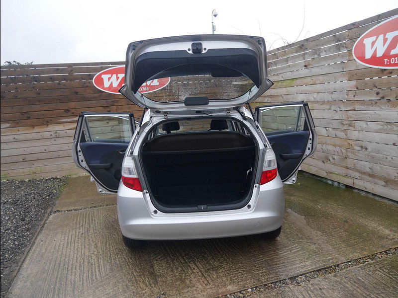 Honda Jazz 1.2 i-VTEC S Hatchback 5dr Petrol Manual Euro 4 (90 ps) 5dr Manual 2026