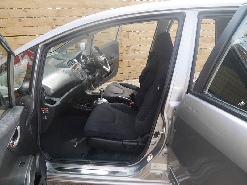 Honda Jazz 1.4 i-VTEC ES i SHIFT Euro 5 5dr 5dr Automatic 2025