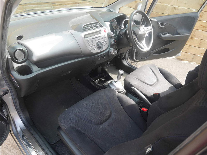 Honda Jazz 1.4 i-VTEC ES i SHIFT Euro 5 5dr 5dr Automatic 2025