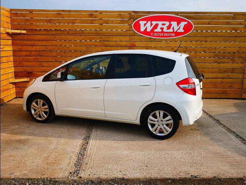 Honda Jazz 1.4 i-VTEC ES Plus Euro 5 5dr 5dr Manual 2024