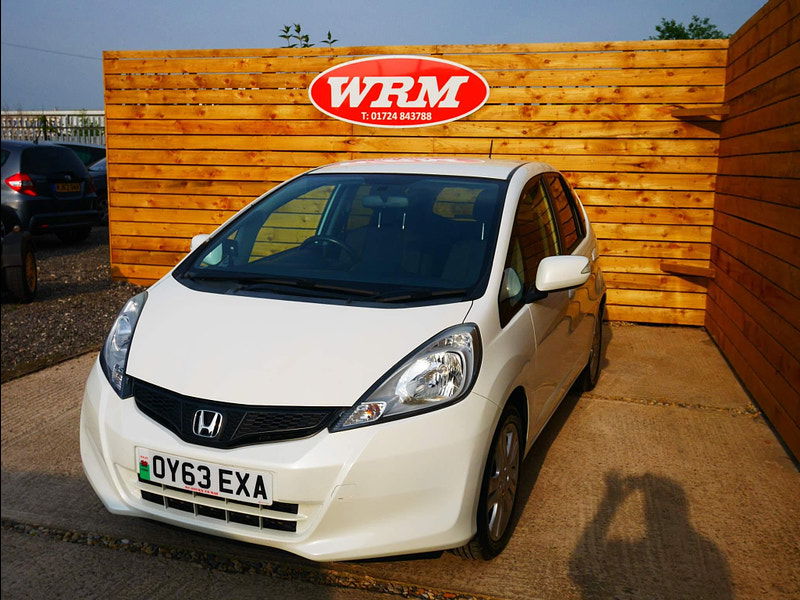 Honda Jazz 1.4 i-VTEC ES Plus Euro 5 5dr 5dr Manual 2024