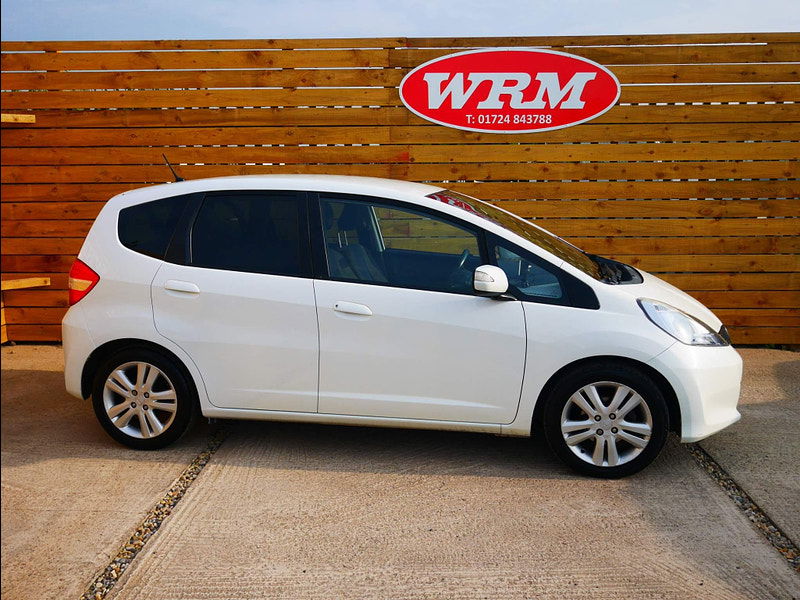 Honda Jazz 1.4 i-VTEC ES Plus Euro 5 5dr 5dr Manual 2024