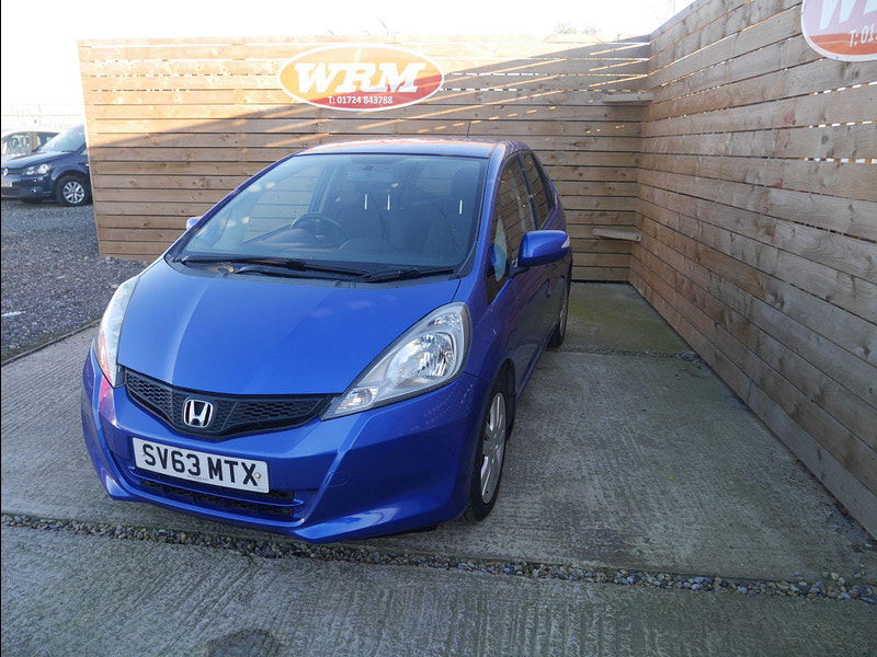 Honda Jazz 1.4 i-VTEC ES Plus Euro 5 5dr 5dr Manual 2025