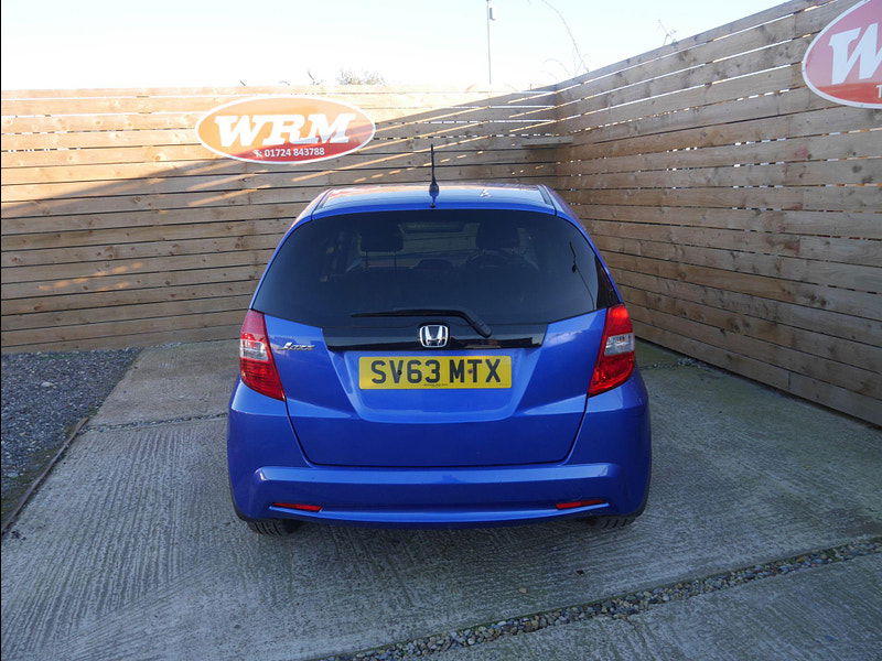 Honda Jazz 1.4 i-VTEC ES Plus Euro 5 5dr 5dr Manual 2025