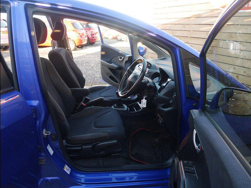 Honda Jazz 1.4 i-VTEC ES Plus Euro 5 5dr 5dr Manual 2025