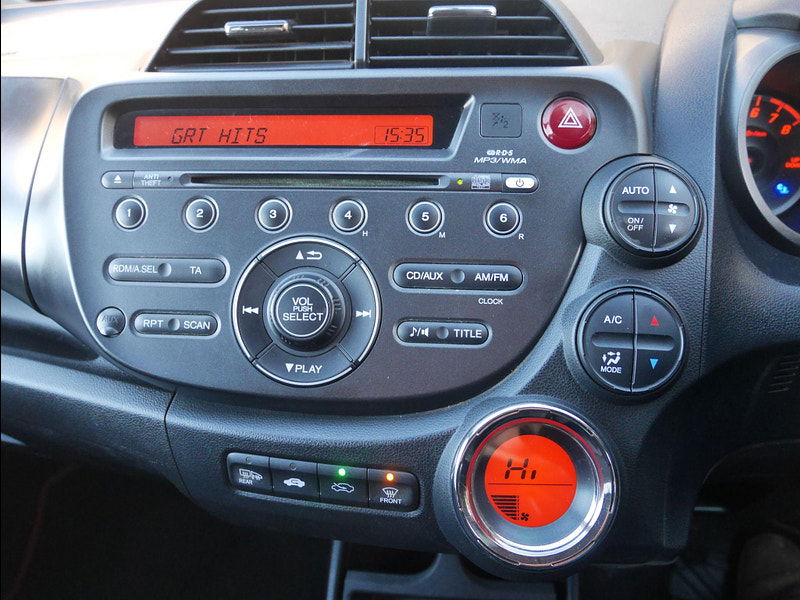 Honda Jazz 1.4 i-VTEC ES Plus Euro 5 5dr 5dr Manual 2025