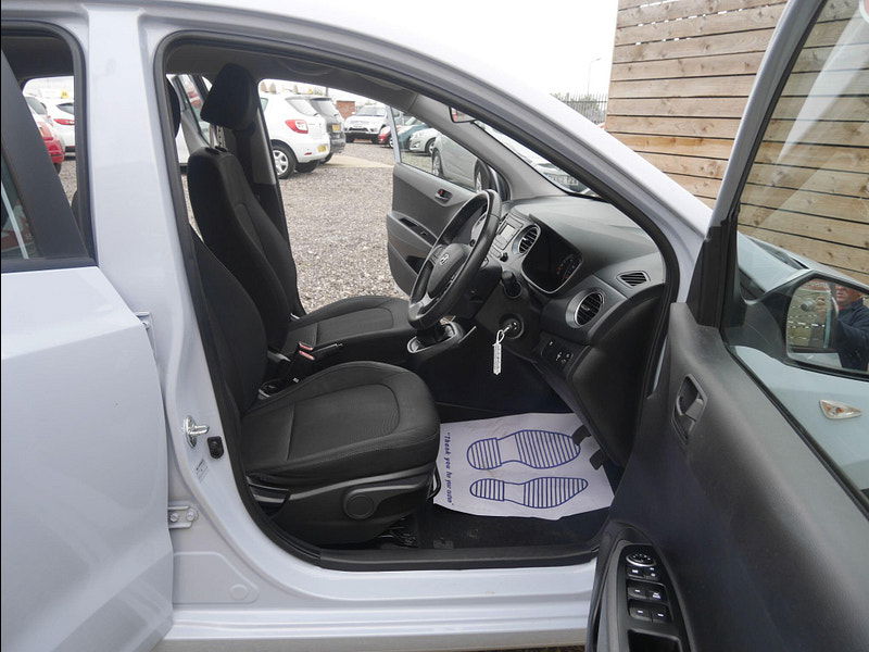 Hyundai I10 1.0 SE Euro 6 5dr 5dr Manual 2025