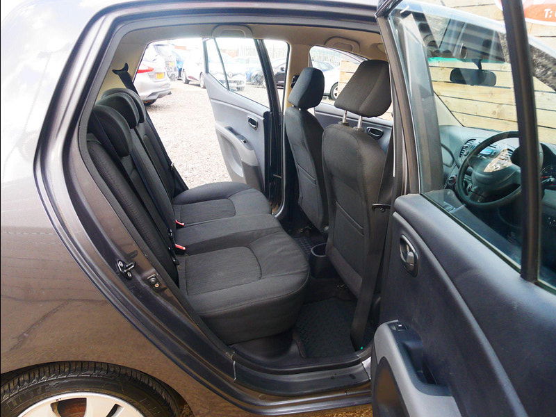 Hyundai I10 1.2 Active Hatchback 5dr Petrol Manual Euro 5 (85 bhp) 5dr Manual 2025