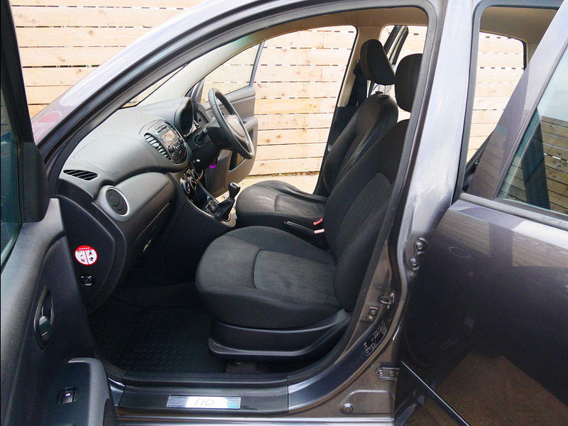 Hyundai I10 1.2 Active Hatchback 5dr Petrol Manual Euro 5 (85 bhp) 5dr Manual 2025