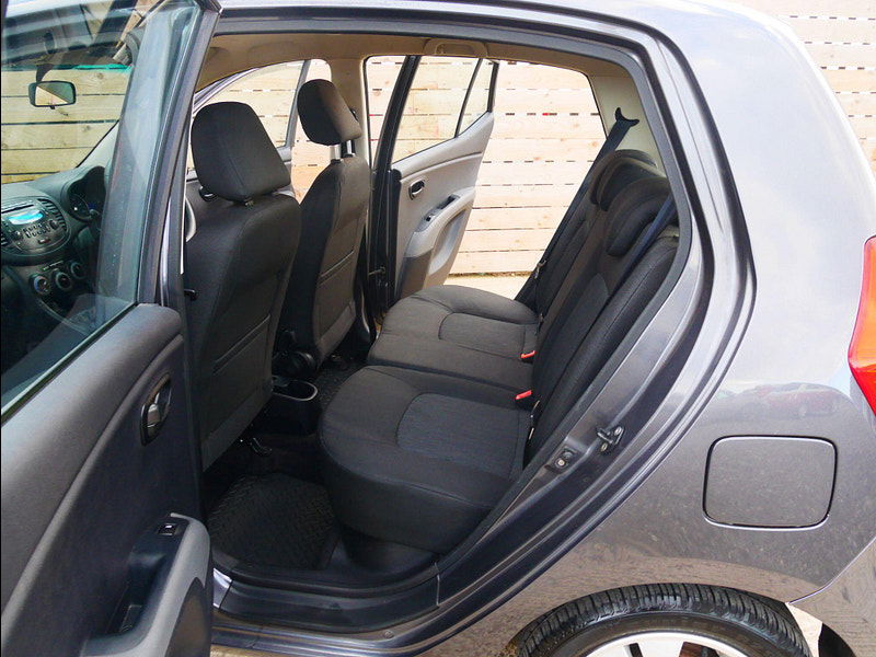 Hyundai I10 1.2 Active Hatchback 5dr Petrol Manual Euro 5 (85 bhp) 5dr Manual 2025