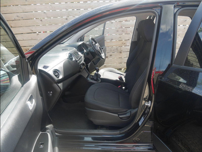 Hyundai I10 1.2 Premium Hatchback 5dr Petrol Manual Euro 6 (87 ps) 5dr Manual 2026