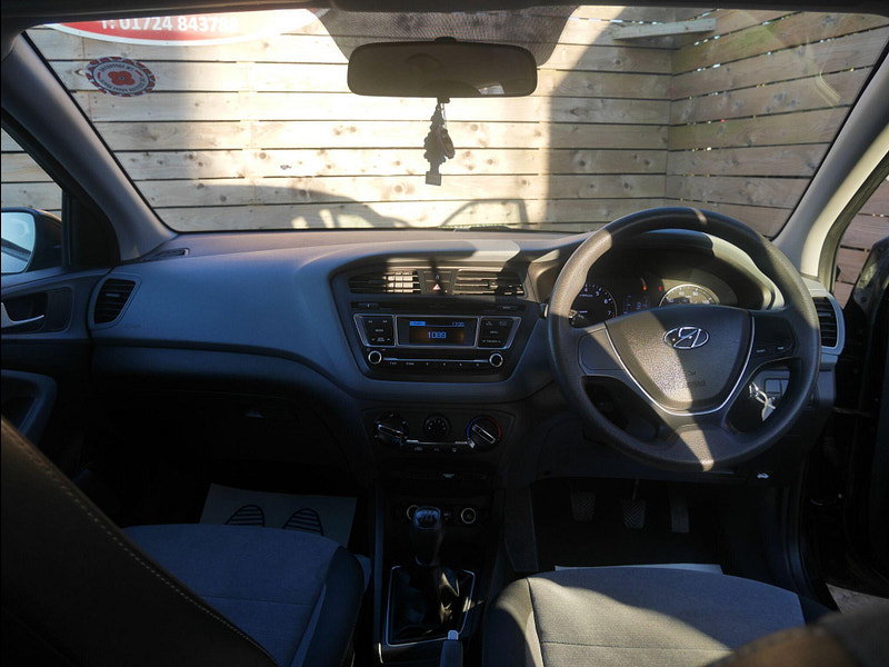Hyundai I20 1.2 Blue Drive S Air Hatchback 5dr Petrol Manual Euro 6 (s/s) (75 ps) 5dr Manual 2026