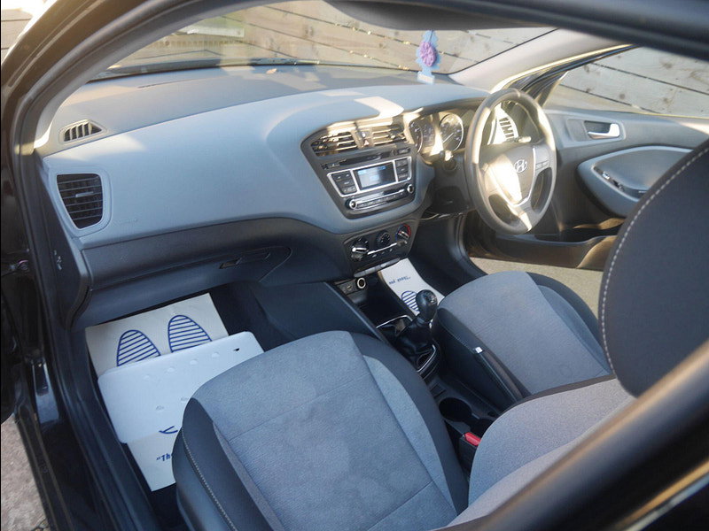 Hyundai I20 1.2 Blue Drive S Air Hatchback 5dr Petrol Manual Euro 6 (s/s) (75 ps) 5dr Manual 2026