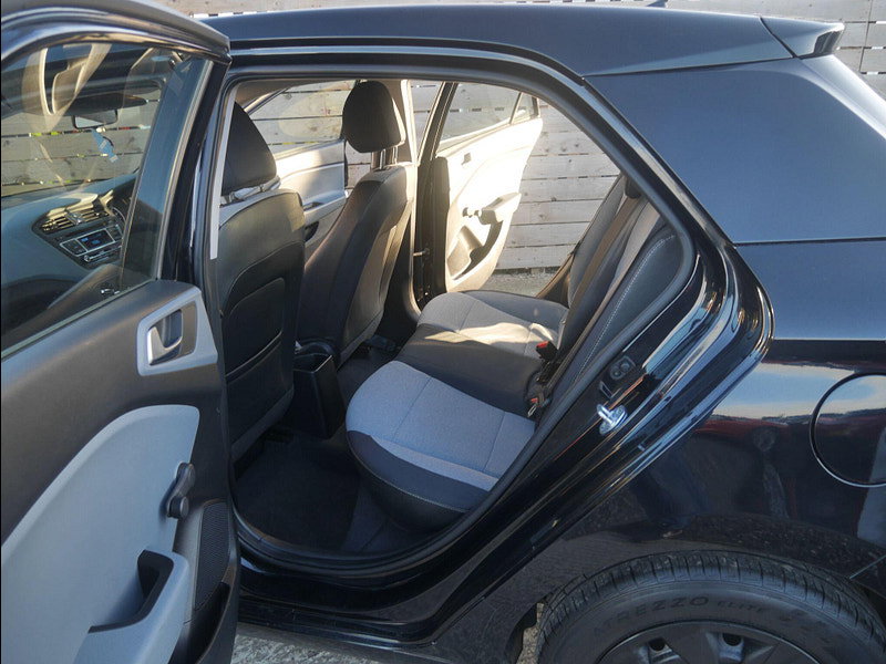 Hyundai I20 1.2 Blue Drive S Air Hatchback 5dr Petrol Manual Euro 6 (s/s) (75 ps) 5dr Manual 2026