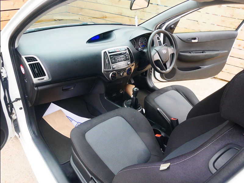 Hyundai I20 1.2 Classic Euro 5 3dr 3dr Manual 2025