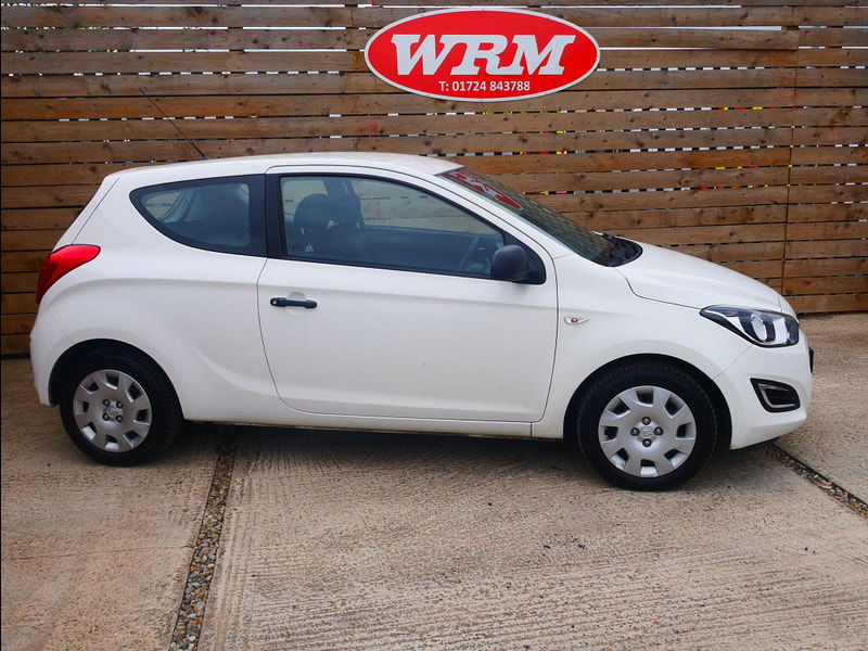 Hyundai I20 1.2 Classic Euro 5 3dr 3dr Manual 2025