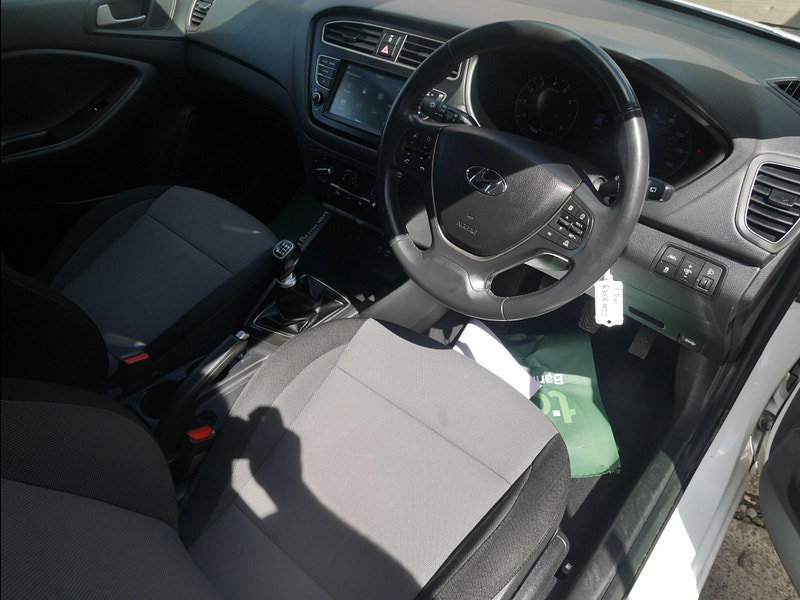 Hyundai I20 1.2 SE Launch Edition Hatchback 5dr Petrol Manual Euro 6 (s/s) (84 ps) 5dr Manual 2026