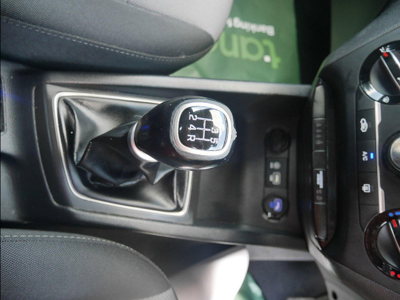 Hyundai I20 1.2 SE Launch Edition Hatchback 5dr Petrol Manual Euro 6 (s/s) (84 ps) 5dr Manual 2026