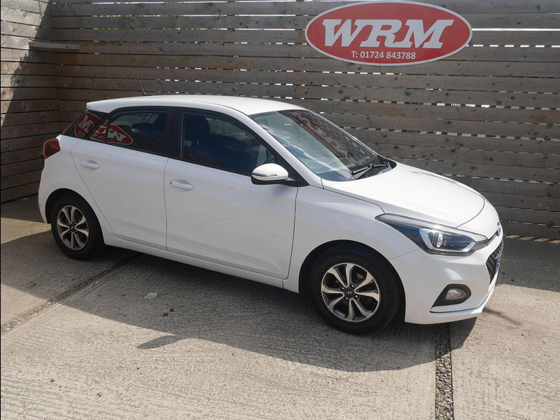 Hyundai I20 1.2 SE Launch Edition Hatchback 5dr Petrol Manual Euro 6 (s/s) (84 ps) 5dr Manual 2026