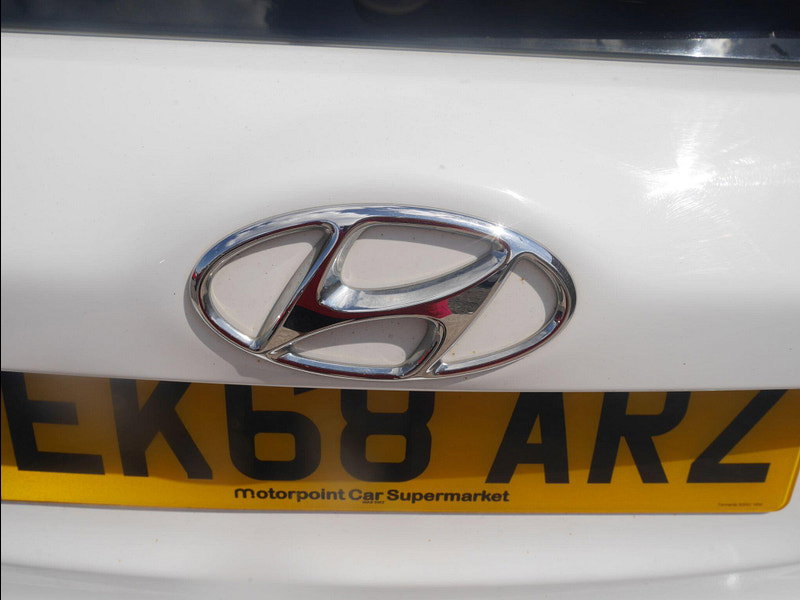 Hyundai I20 1.2 SE Launch Edition Hatchback 5dr Petrol Manual Euro 6 (s/s) (84 ps) 5dr Manual 2026