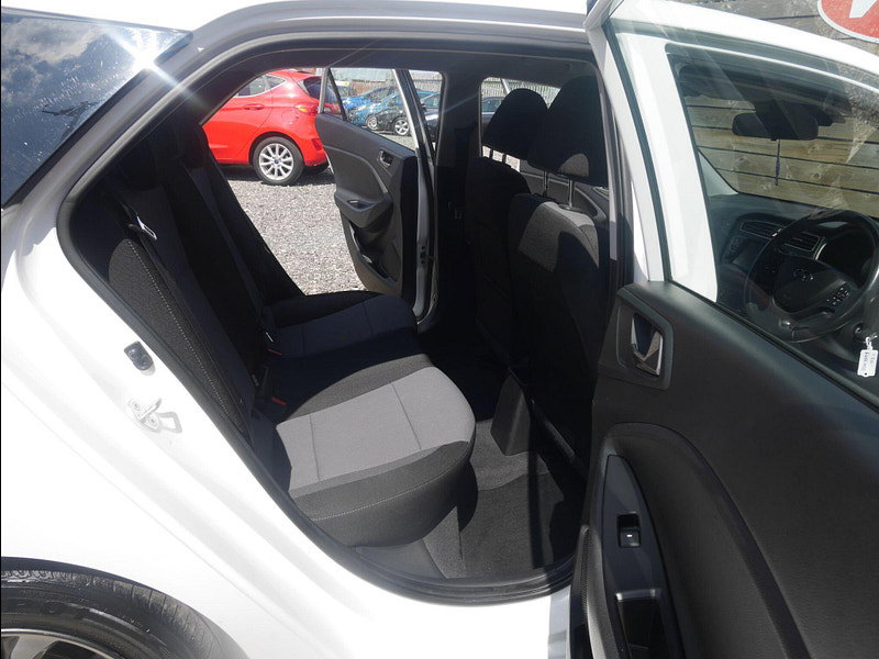 Hyundai I20 1.2 SE Launch Edition Hatchback 5dr Petrol Manual Euro 6 (s/s) (84 ps) 5dr Manual 2026