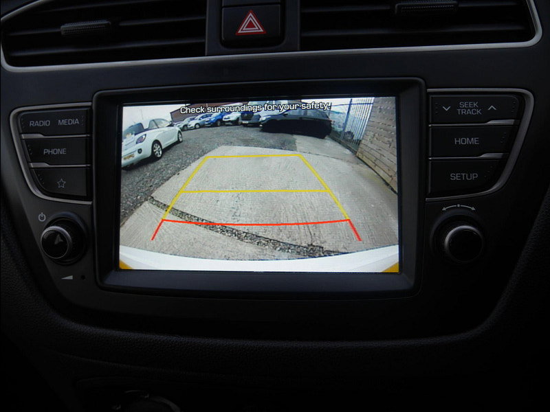 Hyundai I20 1.2 SE Launch Edition Hatchback 5dr Petrol Manual Euro 6 (s/s) (84 ps) 5dr Manual 2026