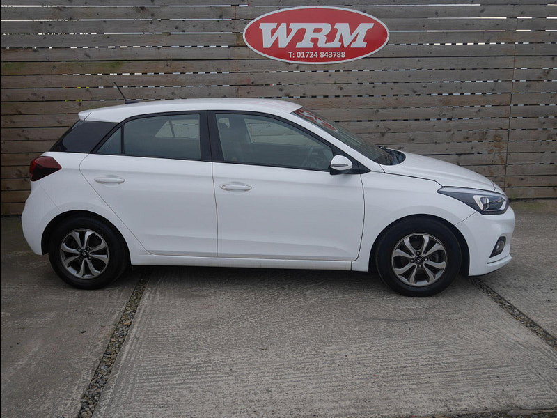 Hyundai I20 1.2 SE Launch Edition Hatchback 5dr Petrol Manual Euro 6 (s/s) (84 ps) 5dr Manual 2026