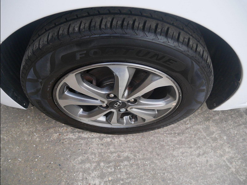 Hyundai I20 1.2 SE Launch Edition Hatchback 5dr Petrol Manual Euro 6 (s/s) (84 ps) 5dr Manual 2026