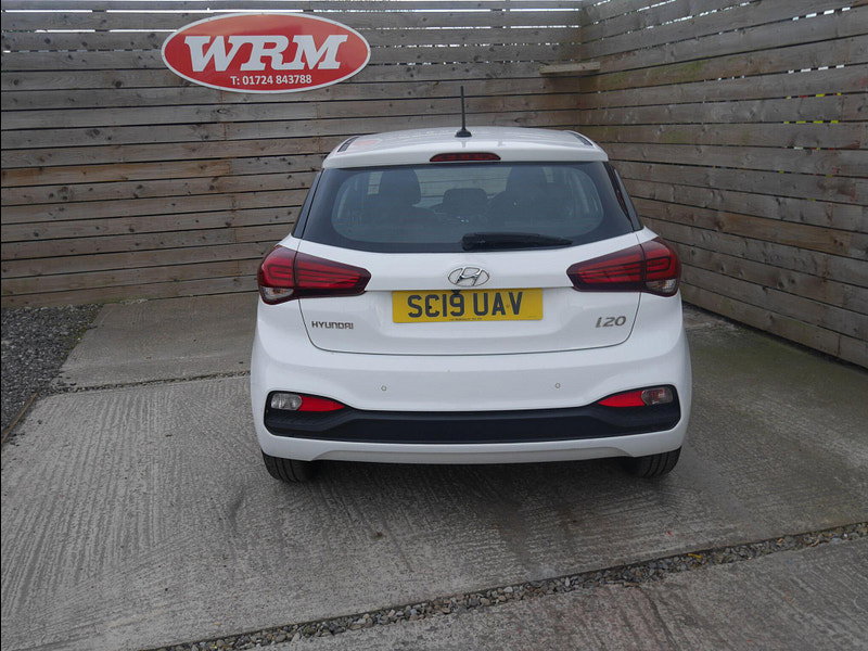 Hyundai I20 1.2 SE Launch Edition Hatchback 5dr Petrol Manual Euro 6 (s/s) (84 ps) 5dr Manual 2026