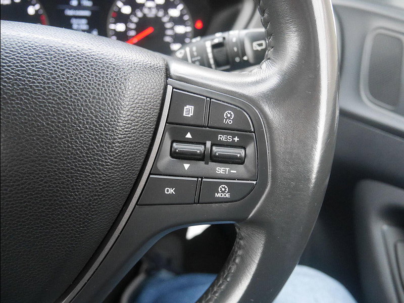 Hyundai I20 1.2 SE Launch Edition Hatchback 5dr Petrol Manual Euro 6 (s/s) (84 ps) 5dr Manual 2026