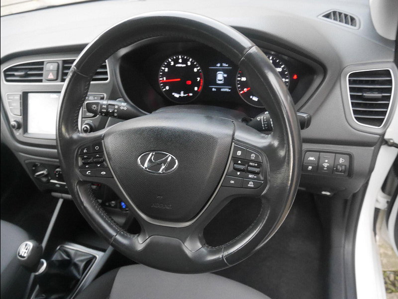 Hyundai I20 1.2 SE Launch Edition Hatchback 5dr Petrol Manual Euro 6 (s/s) (84 ps) 5dr Manual 2026