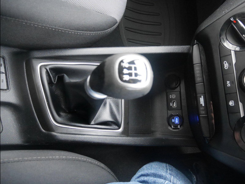 Hyundai I20 1.2 SE Launch Edition Hatchback 5dr Petrol Manual Euro 6 (s/s) (84 ps) 5dr Manual 2026