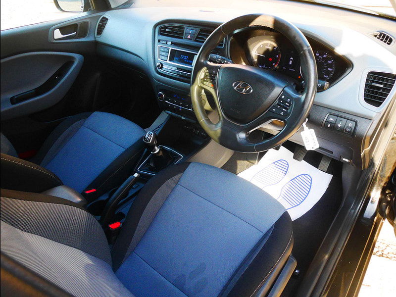 Hyundai I20 1.4 CRDi Premium Euro 6 5dr 5dr Manual 2025