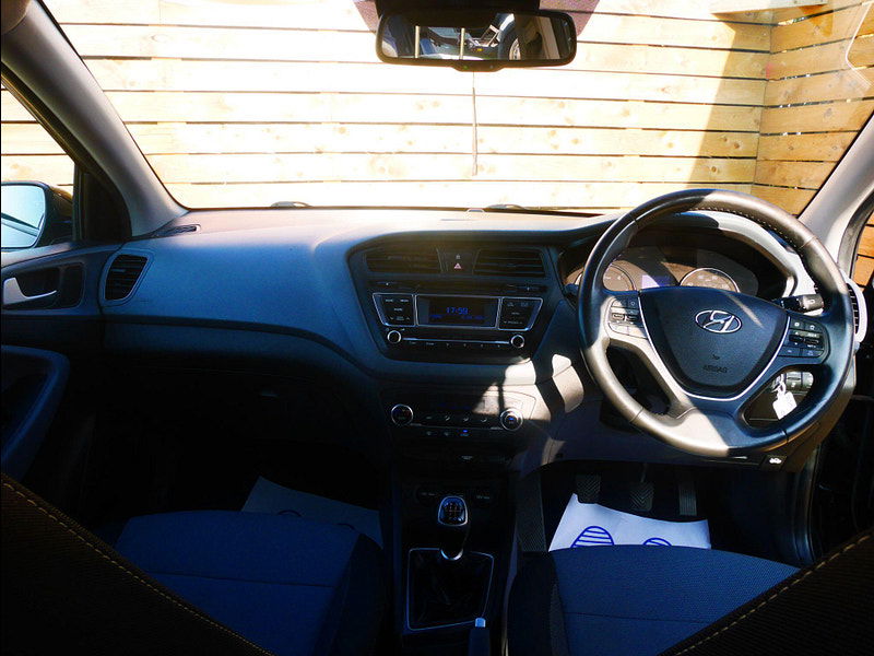 Hyundai I20 1.4 CRDi Premium Euro 6 5dr 5dr Manual 2025