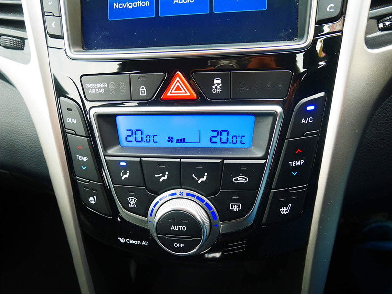 Hyundai I30 1.6 CRDi Blue Drive Premium Euro 6 (s/s) 5dr 5dr Manual 2024