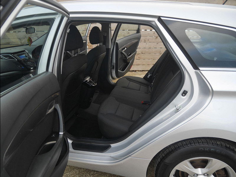 Hyundai I40 1.7 CRDi Blue Drive Active Estate 5dr Diesel Manual Euro 5 (s/s) (115 ps) 5dr Manual 2025