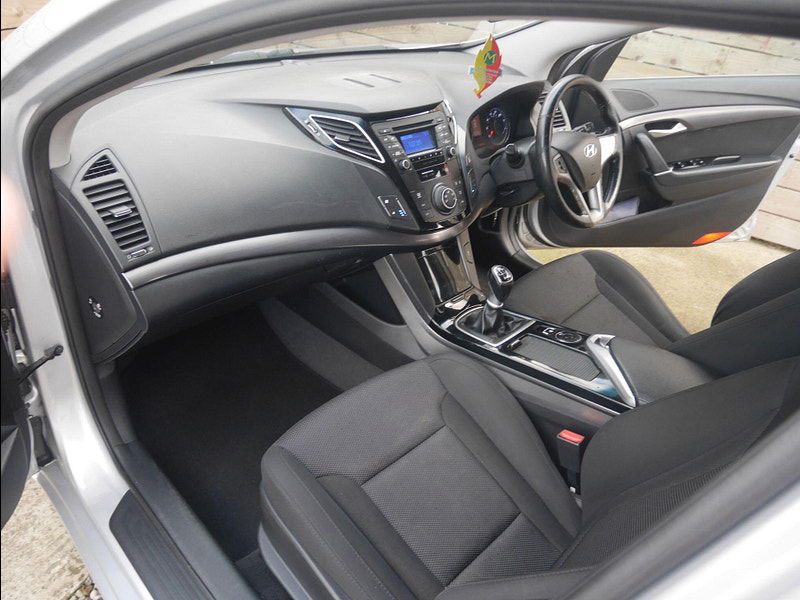 Hyundai I40 1.7 CRDi Blue Drive Active Estate 5dr Diesel Manual Euro 5 (s/s) (115 ps) 5dr Manual 2025