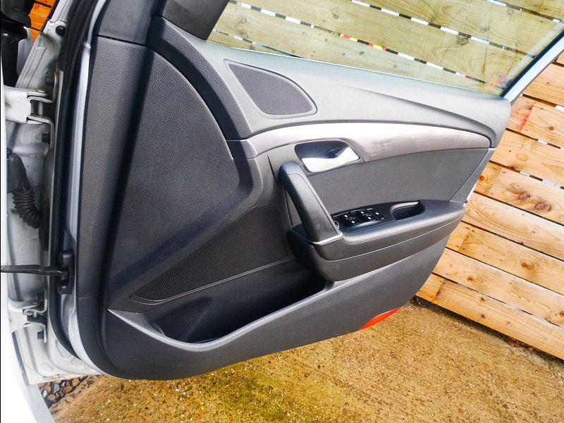 Hyundai I40 1.7 CRDi Blue Drive SE Nav Tourer Euro 6 (s/s) 5dr 5dr Manual 2025