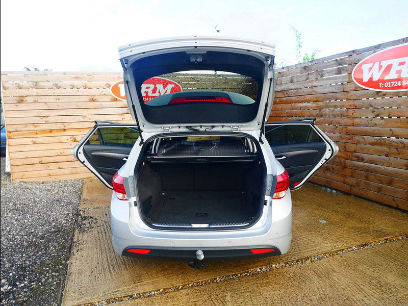 Hyundai I40 1.7 CRDi Blue Drive SE Nav Tourer Euro 6 (s/s) 5dr 5dr Manual 2025