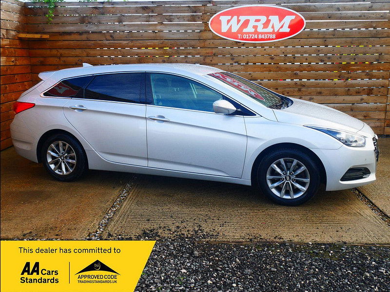 Hyundai I40 1.7 CRDi Blue Drive SE Nav Tourer Euro 6 (s/s) 5dr 5dr Manual 2025