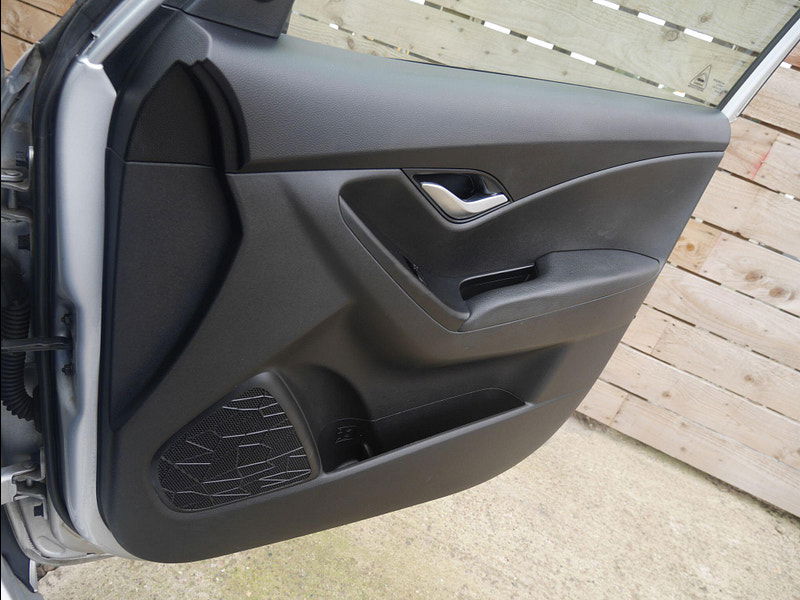 Hyundai IX20 1.4 Classic Hatchback 5dr Petrol Manual Euro 5 (90 bhp) 5dr Manual 2025