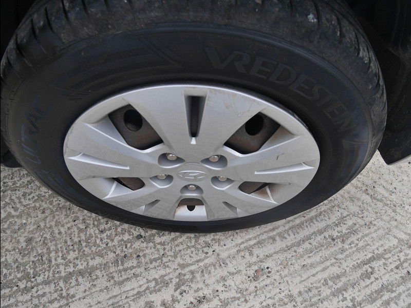 Hyundai IX20 1.4 Classic Hatchback 5dr Petrol Manual Euro 5 (90 bhp) 5dr Manual 2025