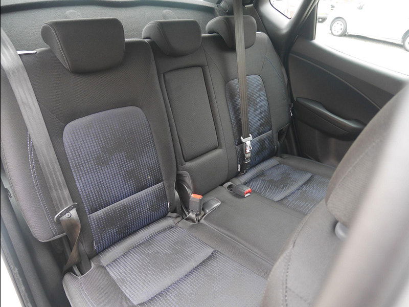 Hyundai IX20 1.4 Classic Hatchback 5dr Petrol Manual Euro 5 (90 bhp) 5dr Manual 2025