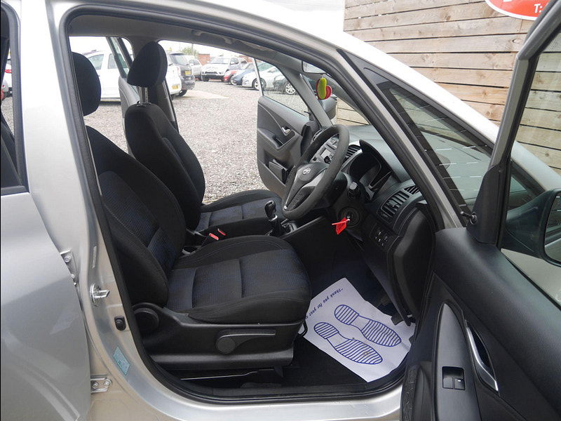 Hyundai IX20 1.4 Classic Hatchback 5dr Petrol Manual Euro 5 (90 bhp) 5dr Manual 2025