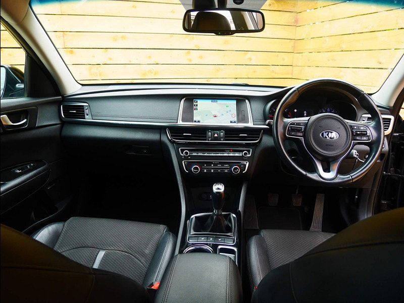 Kia Optima 1.7 CRDi 3 Euro 6 (s/s) 4dr 4dr Manual 2025