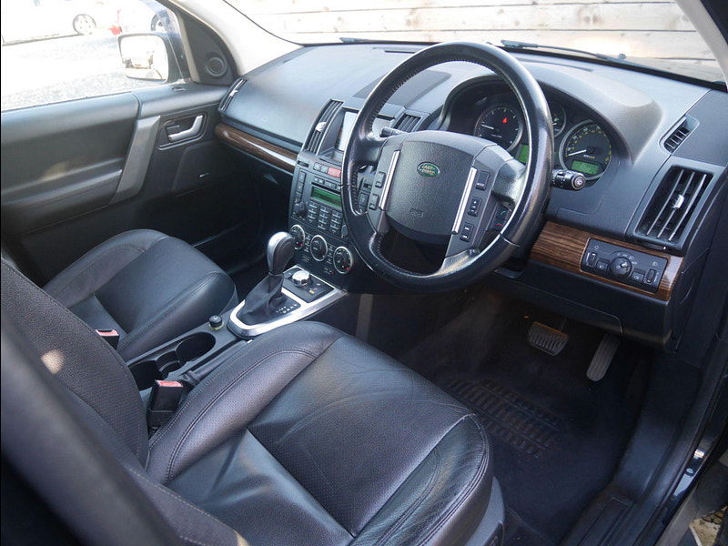 Land Rover Freelander 2 2.2 TD4 HSE SUV 5dr Diesel Auto 4WD Euro 4 (160 ps) 5dr Automatic 2025