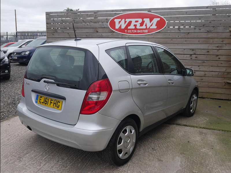 Mercedes-Benz A Class 1.5 A160 BlueEfficiency Classic SE Hatchback 5dr Petrol Manual (139 g/km, 95 bhp) 5dr Manual 2026